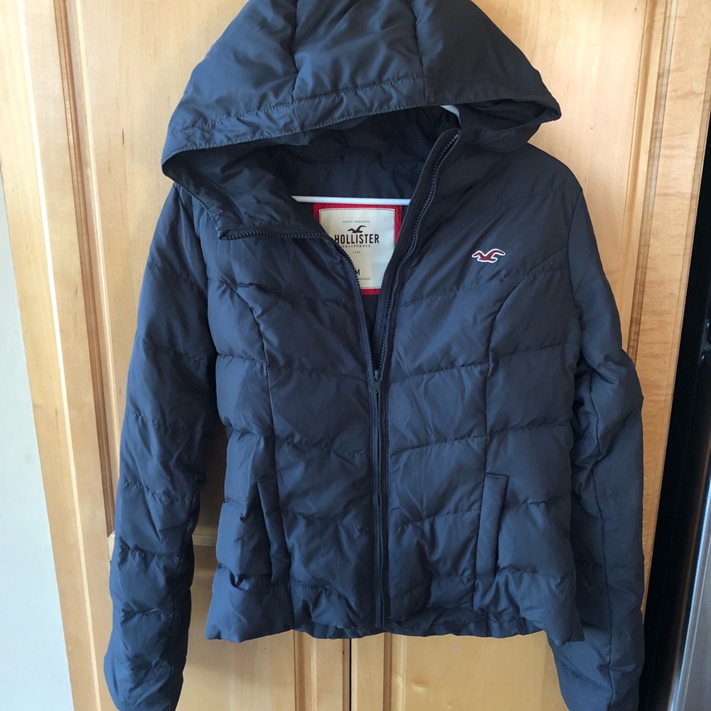 Hollister Puffy down jacket